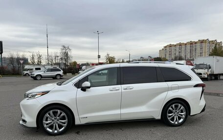 Toyota Sienna, 2021 год, 5 200 000 рублей, 2 фотография