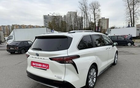 Toyota Sienna, 2021 год, 5 200 000 рублей, 5 фотография