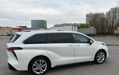 Toyota Sienna, 2021 год, 5 200 000 рублей, 6 фотография