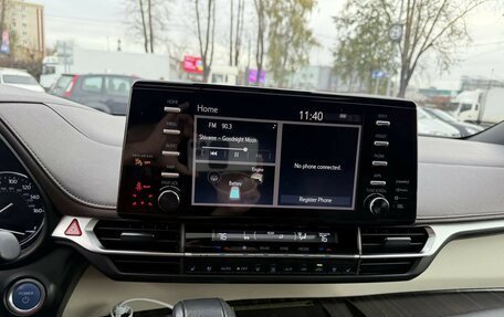 Toyota Sienna, 2021 год, 5 200 000 рублей, 13 фотография