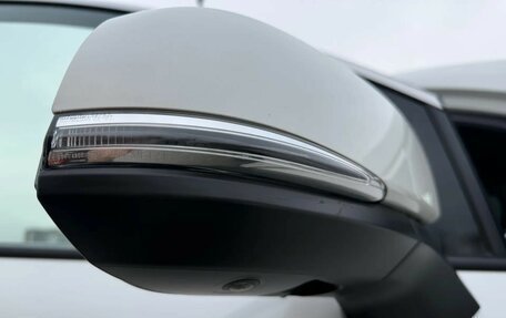 Toyota Sienna, 2021 год, 5 200 000 рублей, 23 фотография