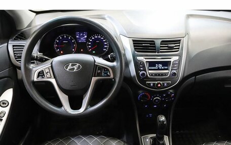 Hyundai Solaris II рестайлинг, 2015 год, 1 249 000 рублей, 8 фотография