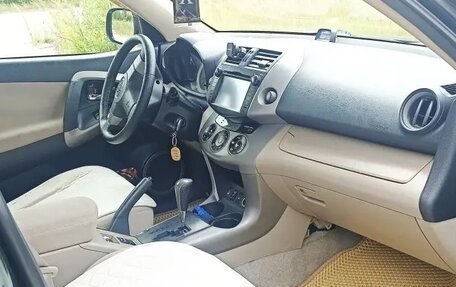 Toyota RAV4, 2006 год, 1 200 000 рублей, 5 фотография