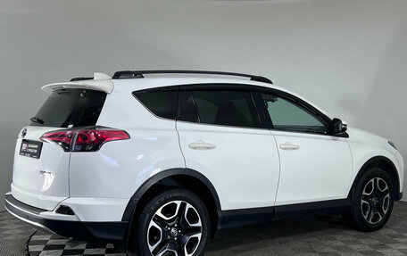Toyota RAV4, 2018 год, 1 950 000 рублей, 8 фотография