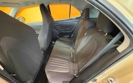 Toyota Yaris Cross, 2022 год, 1 417 009 рублей, 12 фотография