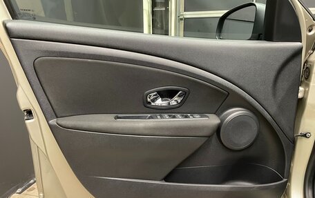 Renault Fluence I, 2012 год, 800 000 рублей, 8 фотография