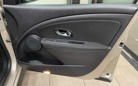 Renault Fluence I, 2012 год, 800 000 рублей, 14 фотография