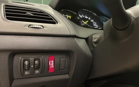 Renault Fluence I, 2012 год, 800 000 рублей, 23 фотография