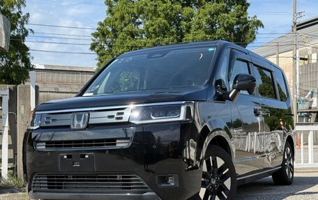 Honda Stepwgn, 2022 год, 1 923 010 рублей, 7 фотография