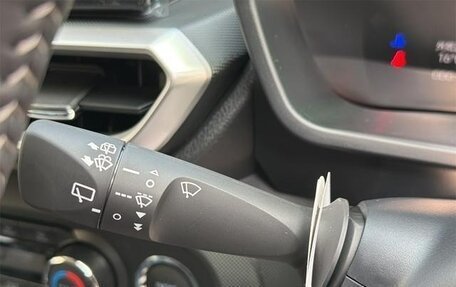 Toyota Raize I, 2023 год, 1 193 000 рублей, 22 фотография