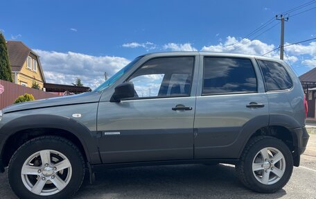 Chevrolet Niva I рестайлинг, 2012 год, 560 000 рублей, 1 фотография