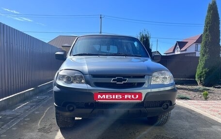 Chevrolet Niva I рестайлинг, 2012 год, 560 000 рублей, 7 фотография