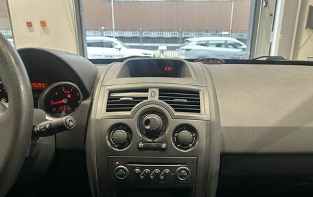 Renault Megane III рестайлинг, 2005 год, 380 000 рублей, 16 фотография