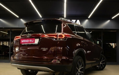 Toyota RAV4, 2019 год, 2 279 000 рублей, 6 фотография