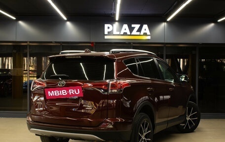 Toyota RAV4, 2019 год, 2 279 000 рублей, 4 фотография