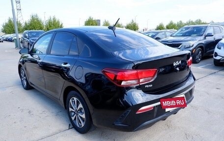 KIA Rio IV, 2022 год, 1 350 000 рублей, 5 фотография