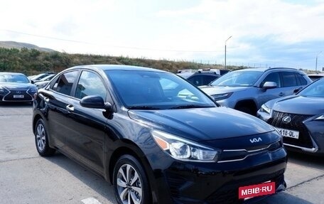 KIA Rio IV, 2022 год, 1 350 000 рублей, 2 фотография