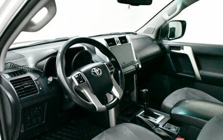 Toyota Land Cruiser Prado 150 рестайлинг, 2011 год, 2 720 000 рублей, 18 фотография