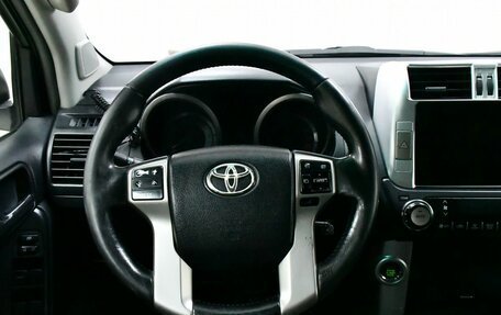 Toyota Land Cruiser Prado 150 рестайлинг, 2011 год, 2 720 000 рублей, 28 фотография