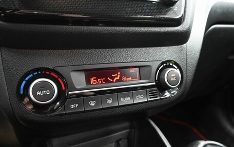 KIA Rio III рестайлинг, 2016 год, 989 900 рублей, 17 фотография