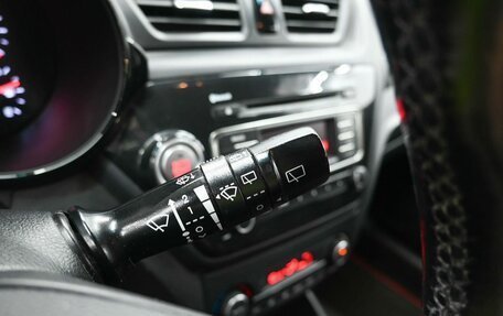 KIA Rio III рестайлинг, 2016 год, 989 900 рублей, 15 фотография
