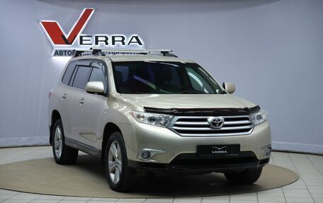 Toyota Highlander III, 2011 год, 1 350 000 рублей, 3 фотография