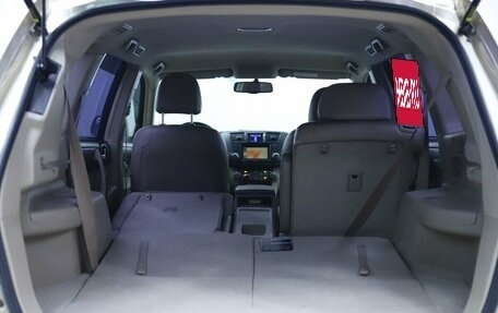 Toyota Highlander III, 2011 год, 1 350 000 рублей, 9 фотография