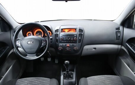 KIA cee'd I рестайлинг, 2007 год, 470 000 рублей, 12 фотография