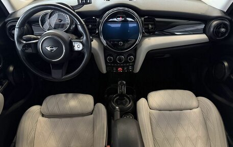 MINI Hatch, 2021 год, 2 550 000 рублей, 22 фотография