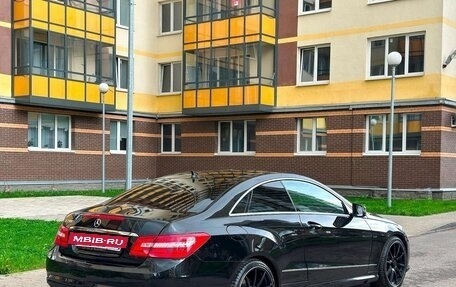 Mercedes-Benz E-Класс, 2012 год, 1 350 000 рублей, 5 фотография