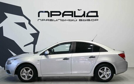 Chevrolet Cruze II, 2010 год, 629 900 рублей, 8 фотография
