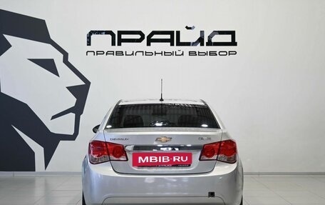 Chevrolet Cruze II, 2010 год, 629 900 рублей, 4 фотография