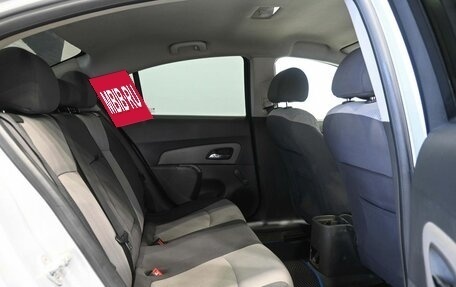 Chevrolet Cruze II, 2010 год, 629 900 рублей, 12 фотография