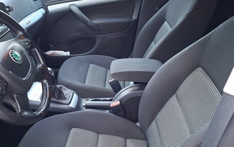 Skoda Octavia, 2009 год, 1 100 000 рублей, 15 фотография