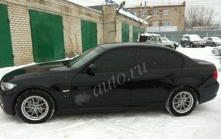 BMW 3 серия, 2011 год, 730 000 рублей, 10 фотография