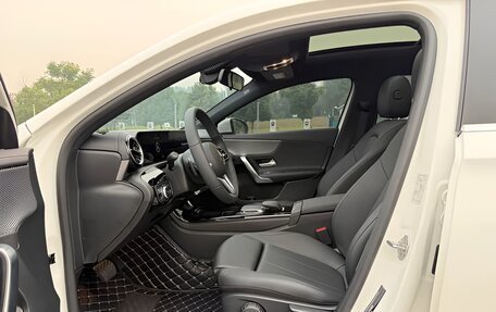 Mercedes-Benz A-Класс, 2022 год, 2 150 000 рублей, 8 фотография