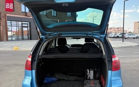 Citroen C4 Picasso II рестайлинг, 2010 год, 320 000 рублей, 5 фотография