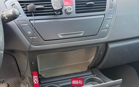 Citroen C4 Picasso II рестайлинг, 2010 год, 320 000 рублей, 21 фотография