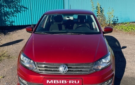 Volkswagen Polo VI (EU Market), 2015 год, 980 000 рублей, 2 фотография