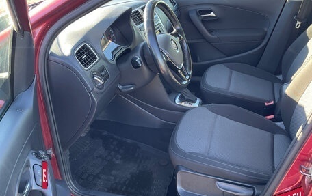 Volkswagen Polo VI (EU Market), 2015 год, 980 000 рублей, 11 фотография