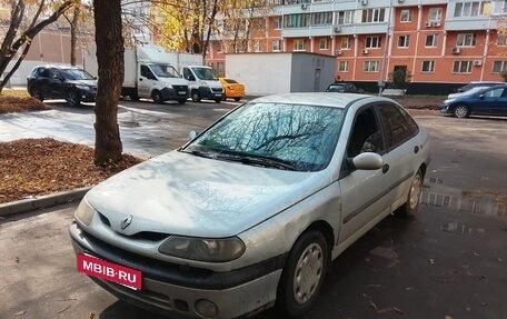 Renault Laguna II, 2000 год, 300 000 рублей, 2 фотография