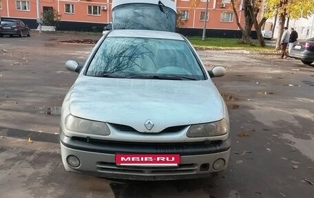 Renault Laguna II, 2000 год, 300 000 рублей, 3 фотография