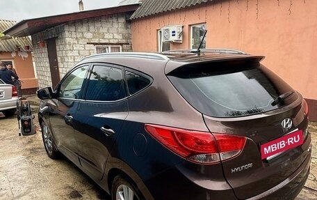 Hyundai ix35 I рестайлинг, 2011 год, 1 000 000 рублей, 3 фотография