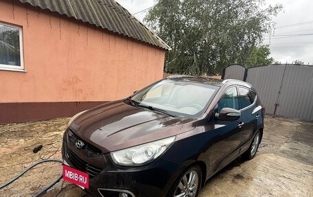 Hyundai ix35 I рестайлинг, 2011 год, 1 000 000 рублей, 5 фотография