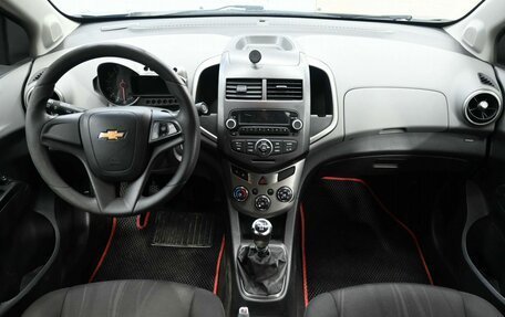 Chevrolet Aveo III, 2014 год, 799 900 рублей, 8 фотография