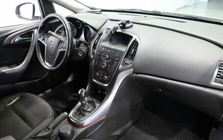 Opel Astra J, 2011 год, 639 900 рублей, 9 фотография