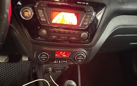 KIA Rio III рестайлинг, 2011 год, 600 000 рублей, 14 фотография