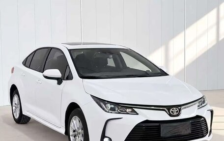 Toyota Corolla, 2022 год, 1 650 000 рублей, 5 фотография
