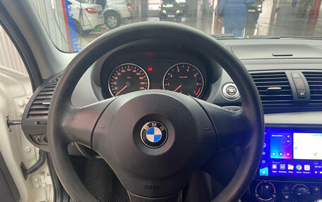 BMW 1 серия, 2010 год, 650 000 рублей, 10 фотография