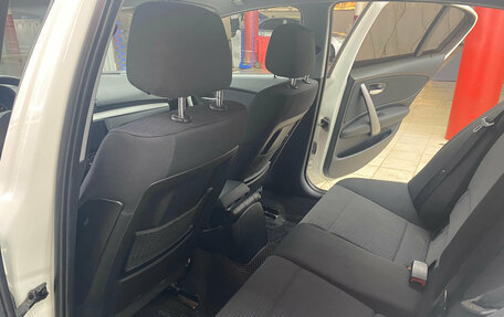 BMW 1 серия, 2010 год, 650 000 рублей, 21 фотография